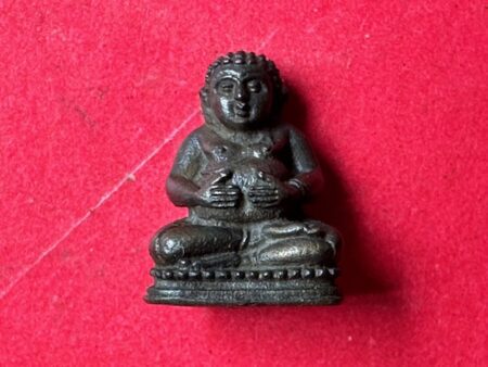 Wealth amulet B.E.2518 Phra Sangkhajai Nawaloha amulet in small imprint by LP Pae (MON1154)