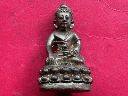 Wealth amulet B.E.2549 Phra Kring Luang Nawaloha amulet with beautiful condition by Wat Suthat (PKR199)