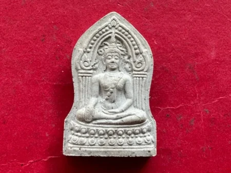 Wealth amulet B.E.2547 Phra Phuttha Chinnarat holy powder amuket in Sema shape – covered gold batch (SOM694)