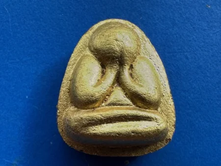 Wealth amulet B.E.2519 Phra Pidta holy powder amulet with beautiful condition by Wat Khruewan (PID325)