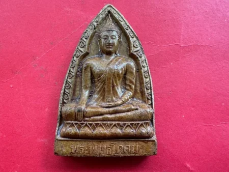 Wealth amulet B.E.2505 Phra Phuttha Thoraruek baked clay amulet with beautiful condition by LP Khom (SOM697)